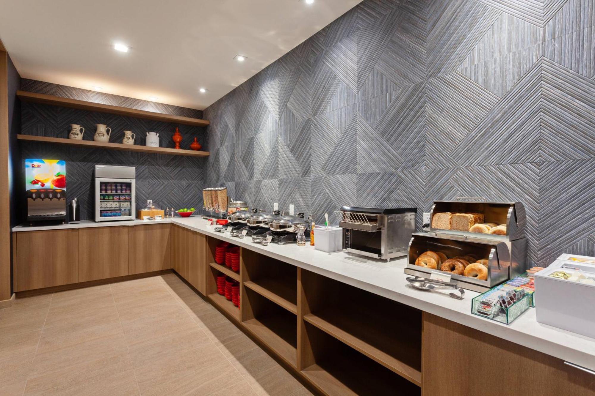 Towneplace Suites By Marriott San Diego Central Экстерьер фото