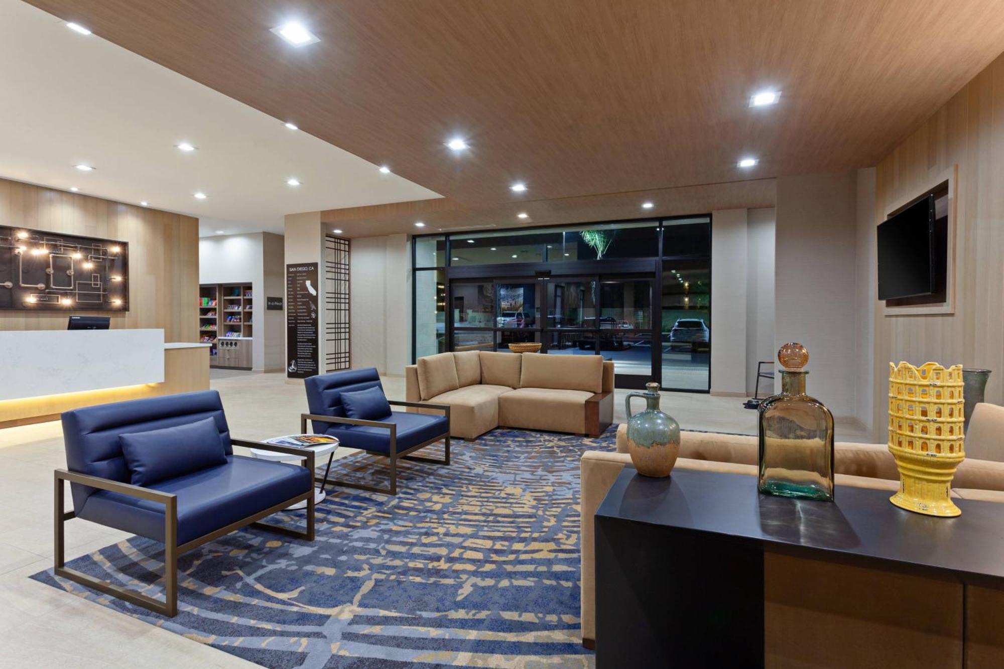 Towneplace Suites By Marriott San Diego Central Экстерьер фото